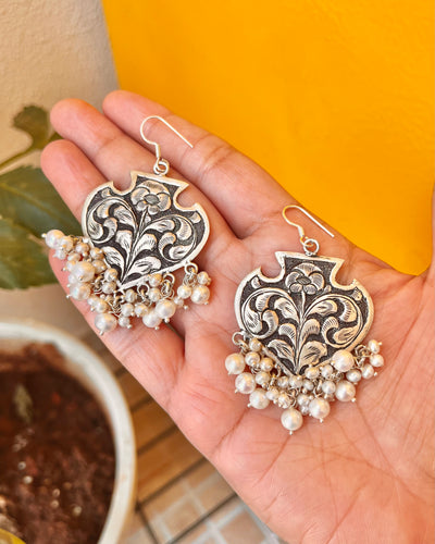 Hukum Chitai Earrings