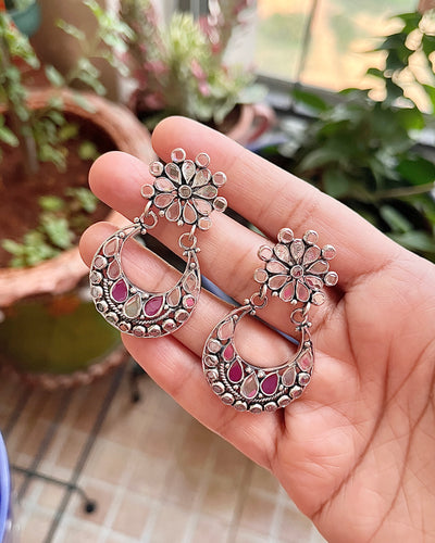 Vismaya Earrings