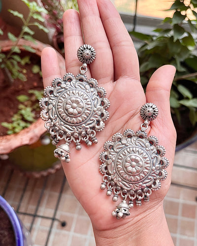 Taraash Earrings