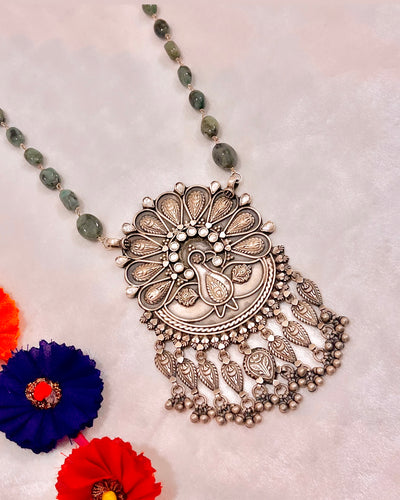 Agazhu Necklace