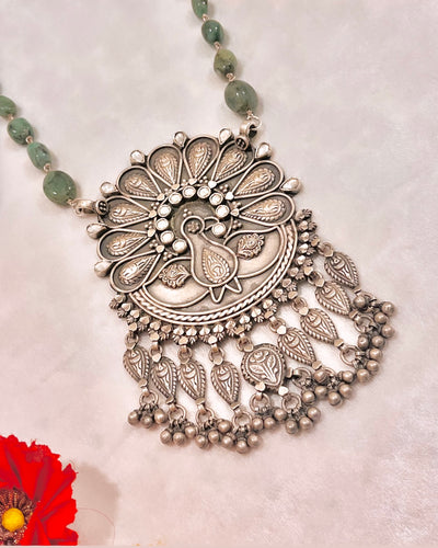 Agazhu Necklace
