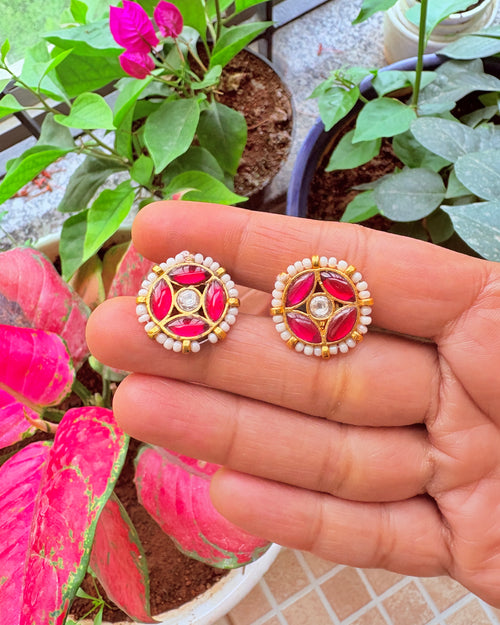 Chaubara Gulabi Kundan Studs