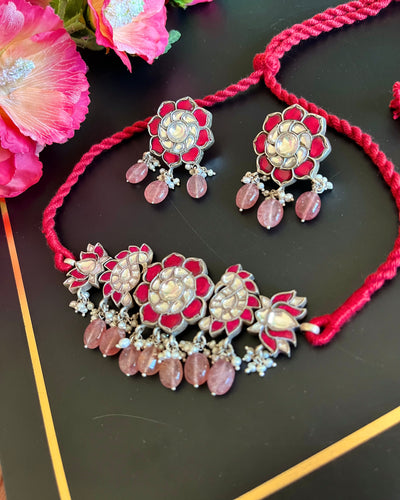 Nysa Necklace with Earrings