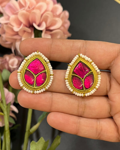 Noor Studs